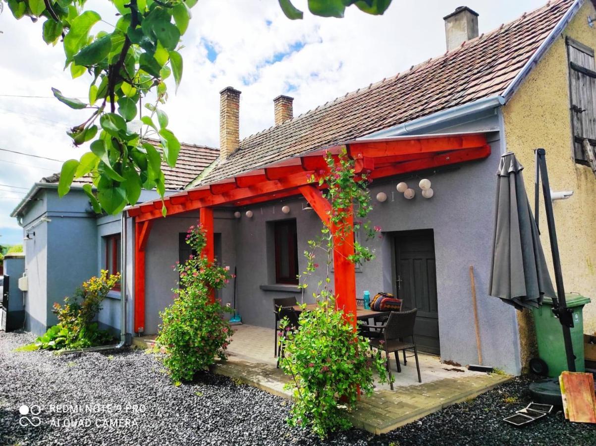 Luis Golyas Haza Villa Raposka Екстериор снимка